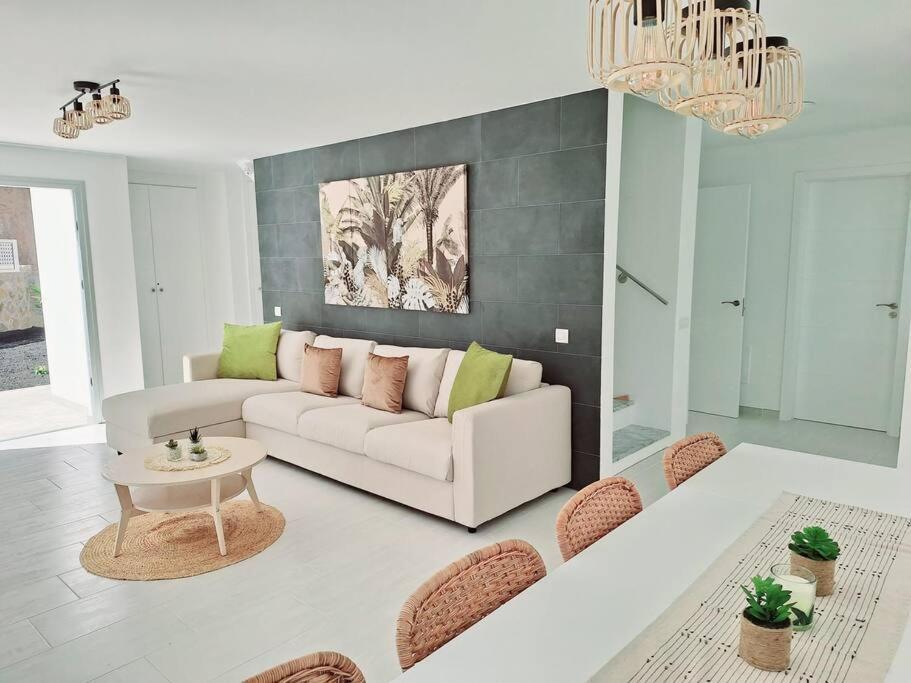 Malibu Mogan Secret Pool Villa - Piscina Privada Y Climatizada - Exclusive Heated Pool La Playa de Tauro Ngoại thất bức ảnh